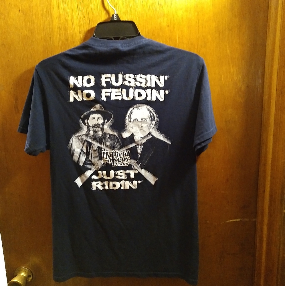 Hatfield McCoy T-shirt dark blue EUC small